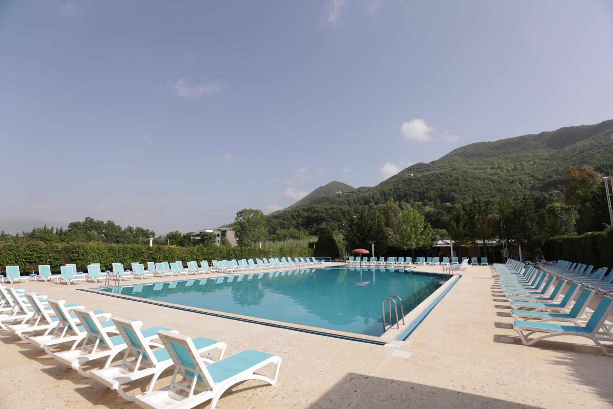 Mema Resort Mirash Bagian luar foto