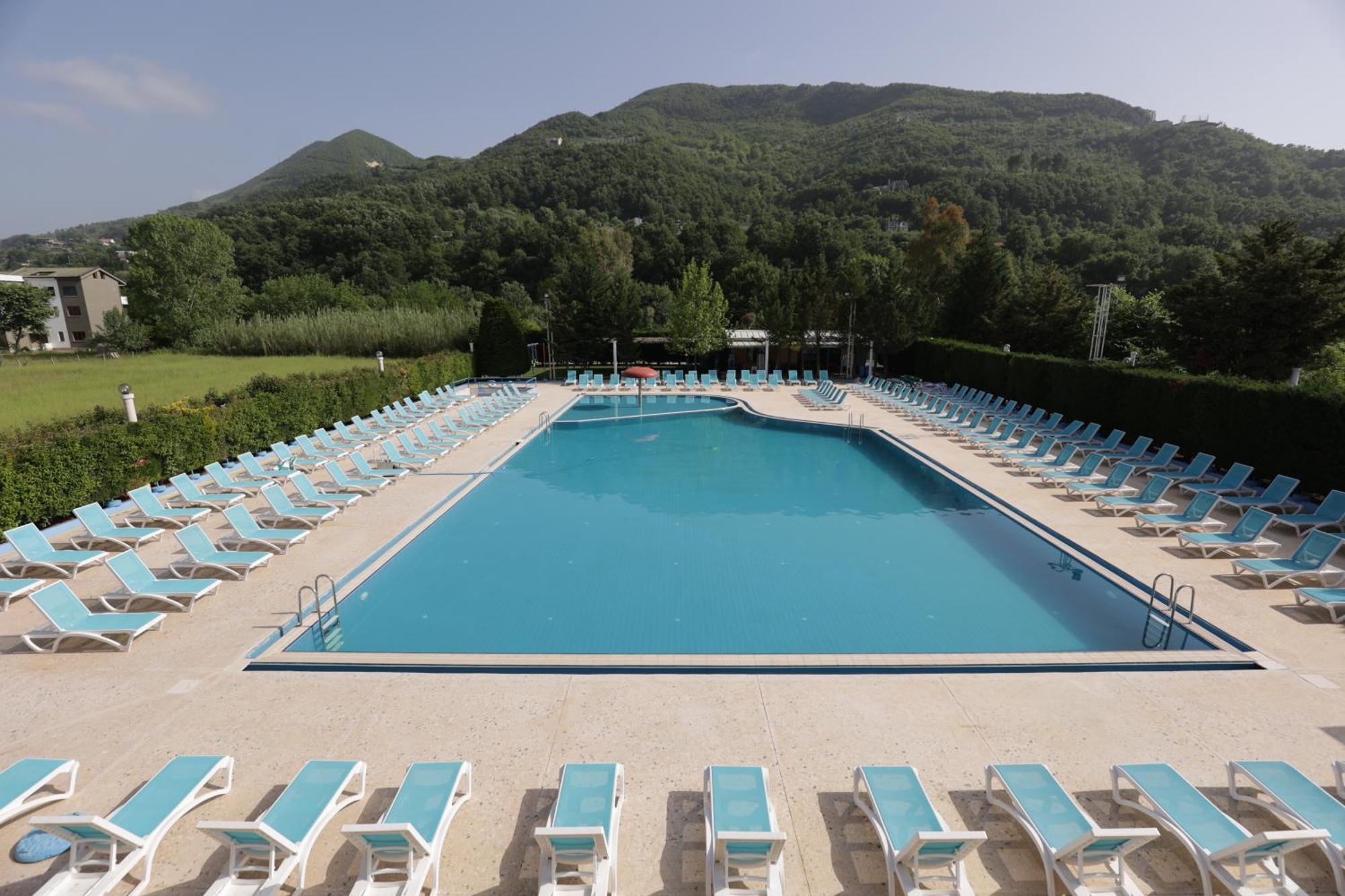 Mema Resort Mirash Bagian luar foto