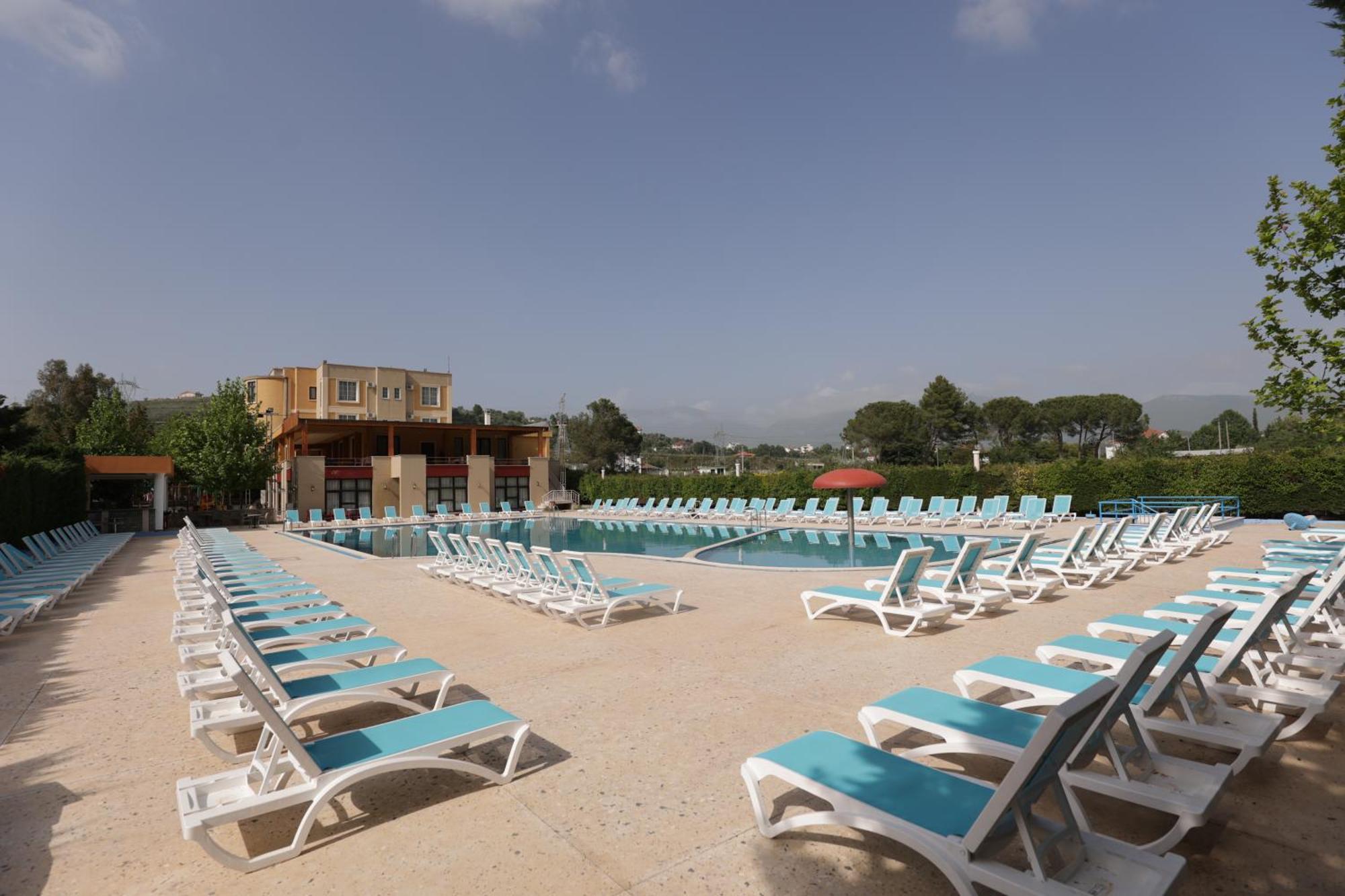 Mema Resort Mirash Bagian luar foto