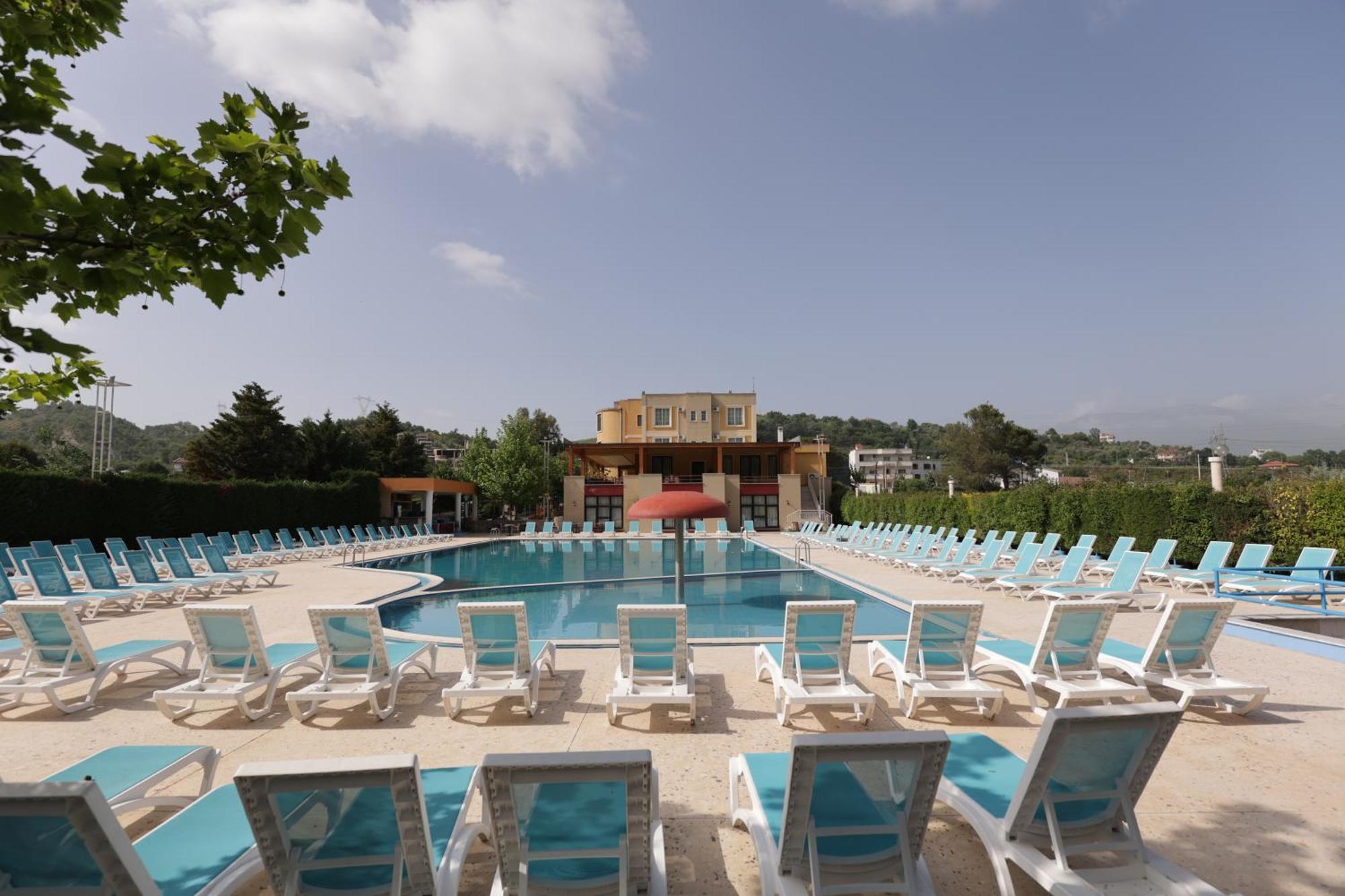 Mema Resort Mirash Bagian luar foto